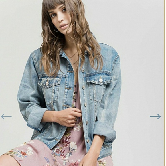 Button Up Floral Embroidered Denim/Jean Jacket - Picture 4 of 8